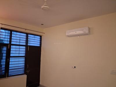 Bedroom Image of 2300 Sq.ft 3 BHK Builder Floor for rent in Sector 43 Gurgaon for Rs. 75000