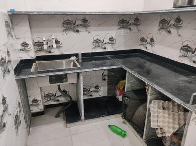 Kitchen Image of 650 Sq.ft 1.5 BHK Duplex for rent in Bhopura Ghaziabad for Rs. 10000