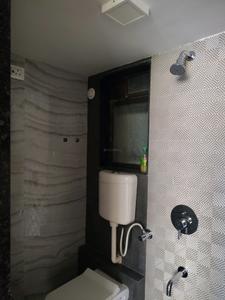 Common Bathroom Image of 550 Sq.ft 1 BHK Apartment / Flat for rent in K M Horizon Exotica, Kasarvadavali Thane for Rs. 20999