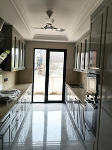 Kitchen Image of 2300 Sq.ft 3 BHK Builder Floor for sale in Sector 23 Gurgaon for Rs. 26500000