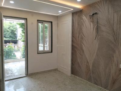 Bedroom Image of 1100 Sq.ft 3 BHK Apartment / Flat for sale in Vikaspuri New Delhi for Rs. 16500000