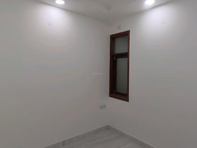 Bedroom Image of 650 Sq.ft 2 BHK Builder Floor for sale in Pitampura New Delhi for Rs. 5500000