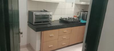 Kitchen Image of 2000 Sq.ft 3 BHK Villa for rent in Greenwood City Floors, Sector 45 Gurgaon for Rs. 75000