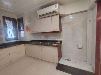 Kitchen Image of 2700 Sq.ft 3 BHK Builder Floor for rent in East Of Kailash New Delhi for Rs. 175000