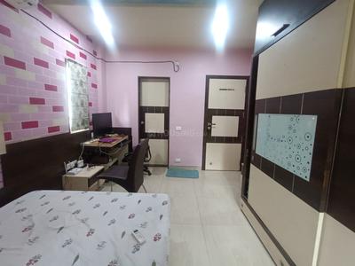 Bedroom Image of 1600 Sq.ft 3 BHK Apartment / Flat for rent in Shivaji Nagar Pune for Rs. 80000