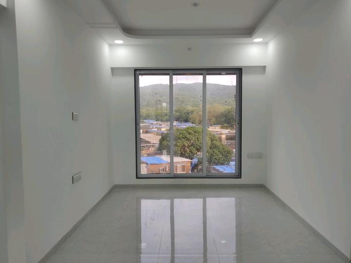 Unique Estate Main Image 1