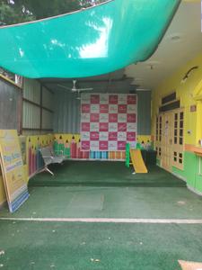 Car Garage Image of 2094 Sq.ft 5 BHK Independent House for rent in Sector 49 Faridabad for Rs. 45000