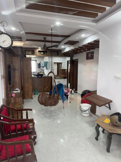 Srinivasam Main Image 1