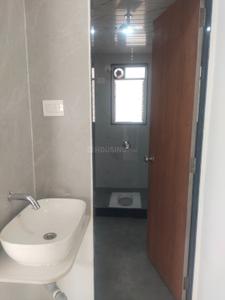 Bathroom Image of 2000 Sq.ft 3 BHK Apartment / Flat for rent in Ganesh Baba Nagar Nashik for Rs. 25000