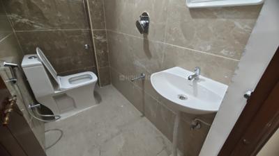 Bathroom Image of 550 Sq.ft 1 BHK Builder Floor for rent in Kudlu Gate Bengaluru for Rs. 26000