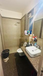 Bathroom Image of 950 Sq.ft 2 BHK Apartment / Flat for sale in Kalpataru Crest Wing B Avalon, Bhandup West Mumbai for Rs. 21000000
