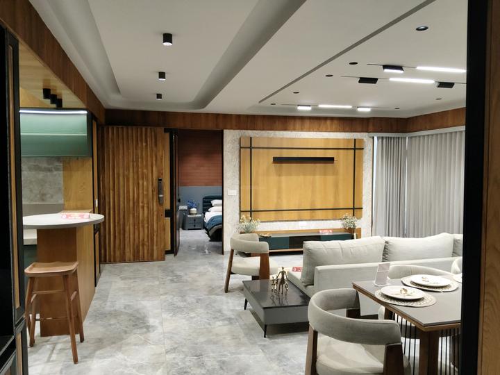 Sargam Sarita Main Image 1