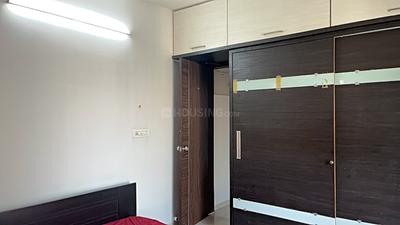 Bedroom Image of 850 Sq.ft 3 BHK Apartment / Flat for rent in Crystal Properties 33 Keshav Kunj D Wing, Keshav Nagar Pune for Rs. 42000