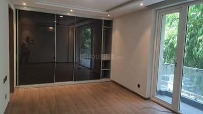 Bedroom Image of 5400 Sq.ft 4 BHK Builder Floor for rent in Maharani Bagh New Delhi for Rs. 440000