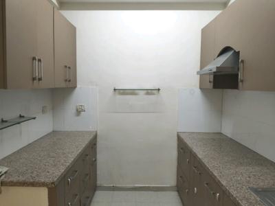 Kitchen Image of 1700 Sq.ft 3 BHK Apartment / Flat for sale in DLF Capital Greens Phase 1 And 2, Karampura New Delhi for Rs. 32500000