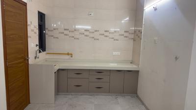 Kitchen Image of 1950 Sq.ft 3 BHK Apartment / Flat for rent in Sola Ahmedabad for Rs. 30000
