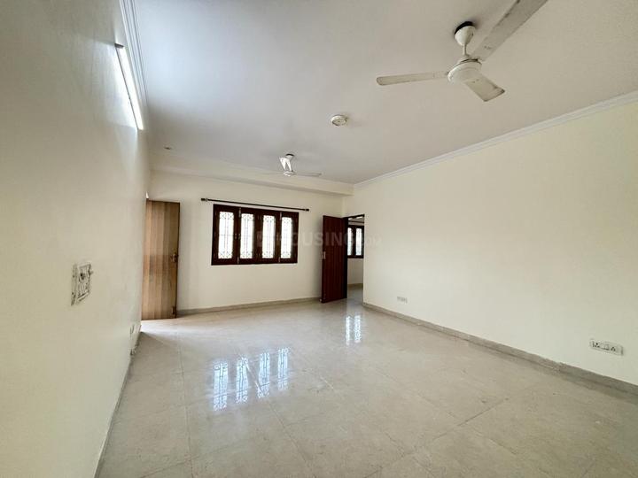4 BHK Flat for rent in Sarita Vihar, New Delhi 1800 Sqft Property