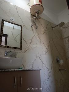 Bathroom Image of 1900 Sq.ft 3 BHK Builder Floor for rent in Kulhan Dehradun for Rs. 50000