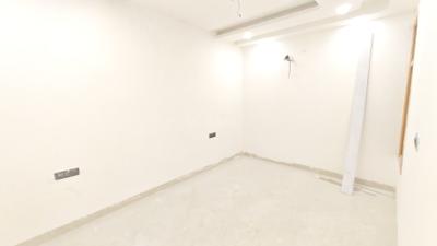 Bedroom Image of 690 Sq.ft 2 BHK Builder Floor for sale in Govindpuri New Delhi for Rs. 5000000