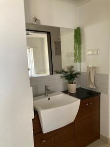 Bathroom Image of 1400 Sq.ft 2 BHK Apartment / Flat for rent in Darode Shriniwas Liviano Phase I, Kharadi Pune for Rs. 55000