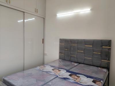 Bedroom Image of 900 Sq.ft 3 BHK Apartment / Flat for rent in Pyramid Altia, Sector 70 Gurgaon for Rs. 42000