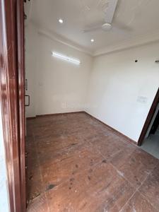 Bedroom Image of 450 Sq.ft 1 BHK Apartment / Flat for rent in Chhattarpur New Delhi for Rs. 17000