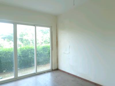 Bedroom Image of 2906 Sq.ft 3 BHK Apartment / Flat for sale in BPTP Amstoria , Sector 102 Gurgaon for Rs. 28100000