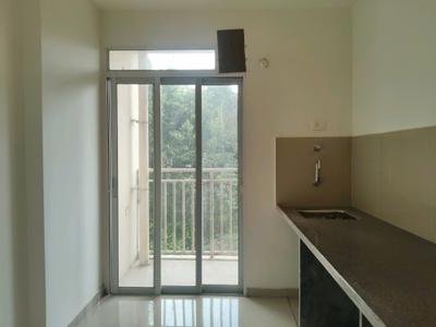Kitchen Image of 588 Sq.ft 2 BHK Apartment / Flat for sale in Puraniks Grand Central, Thane West Thane for Rs. 12000000