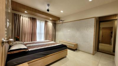 Bedroom Image of 1800 Sq.ft 3 BHK Apartment / Flat for rent in Fatehgunj Vadodara for Rs. 18000