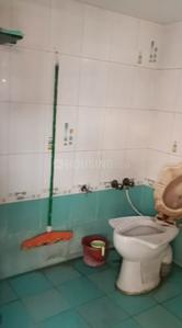 Bathroom Image of 580 Sq.ft 1 BHK Builder Floor for rent in Isanpur Ahmedabad for Rs. 12000