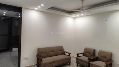 Living Room Image of 1200 Sq.ft 3 BHK Builder Floor for rent in Swaraj Homes RWA E3 E4 and E5, Malviya Nagar New Delhi for Rs. 75000