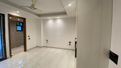 Bedroom Image of 1800 Sq.ft 4 BHK Apartment / Flat for sale in Satbari New Delhi for Rs. 16000000