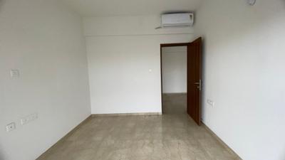 Bedroom Image of 780 Sq.ft 2 BHK Apartment / Flat for sale in Shapoorji Pallonji BKC 28, Bandra East Mumbai for Rs. 24500000