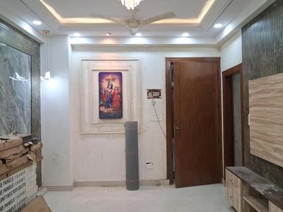 Living Room Image of 1100 Sq.ft 2 BHK Apartment / Flat for sale in Sector 73 Noida for Rs. 4200000