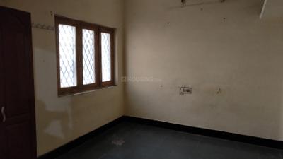 Bedroom Image of 800 Sq.ft 2 BHK Builder Floor for rent in Bowenpally Secunderabad for Rs. 18000