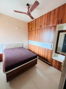 Bedroom Image of 1200 Sq.ft 2 BHK Apartment / Flat for rent in Siddhi Radhe Enclave, Vatva Ahmedabad for Rs. 15000