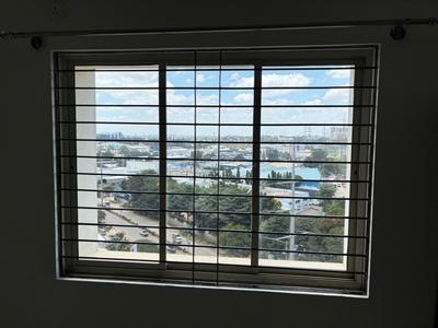 Bedroom Image of 1042 Sq.ft 2 BHK Apartment / Flat for rent in Svamitva Emerald Square, Electronic City Bengaluru for Rs. 29000