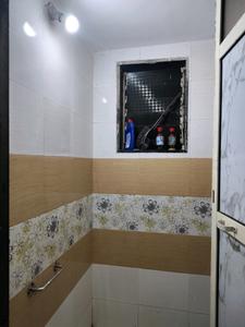Common Bathroom Image of 650 Sq.ft 1 BHK Apartment / Flat for sale in Thane West Thane for Rs. 12500000