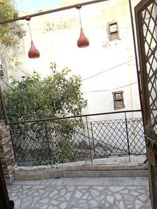 Balcony Image of 800 Sq.ft 1 BHK Builder Floor for rent in Khirki Extension New Delhi for Rs. 18000
