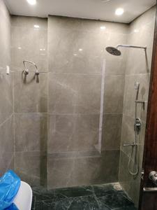 Bathroom Image of 900 Sq.ft 3 BHK Builder Floor for sale in Shalimar Bagh New Delhi for Rs. 15800000