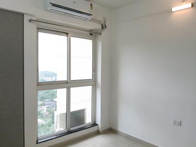 Bedroom Image of 1200 Sq.ft 3 BHK Apartment / Flat for rent in Godrej Emerald, Kasarvadavali Thane for Rs. 44498