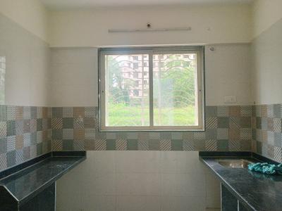 Kitchen Image of 824 Sq.ft 1.5 BHK Apartment / Flat for rent in Runwal Gardens, Dombivli East Thane for Rs. 16000