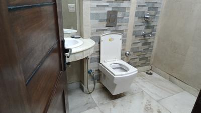 Image of 2000 Sq.ft 3 BHK Builder Floor for sale in Shivalik, New Delhi for Rs. 41050000