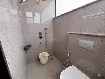 Bathroom Image of 650 Sq.ft 1 BHK Builder Floor for rent in Sector 42 Gurgaon for Rs. 50000