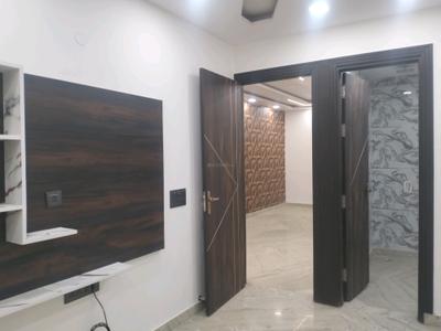 Bedroom Image of 850 Sq.ft 2 BHK Builder Floor for sale in Shalimar Bagh New Delhi for Rs. 11000000