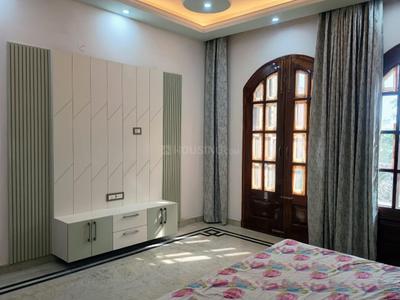 Bedroom Image of 2500 Sq.ft 5 BHK Independent House for sale in DLF Hyde Park Estate, New Chandigarh Chandigarh for Rs. 91000000
