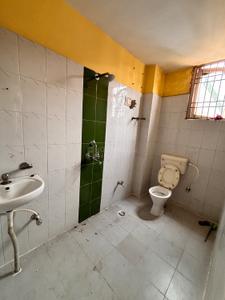 Image of 1361 Sq.ft 3 BHK Apartment / Flat for rent in Surya Centre Apartment, Bailey Road, Patna for Rs. 20000