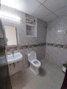 Bathroom Image of 1020 Sq.ft 2 BHK Apartment / Flat for sale in Signature Global Park 5 Phase II, Sector 36 Sohna for Rs. 11000000