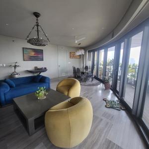 Balcony Image of 3090 Sq.ft 4 BHK Apartment / Flat for sale in Lower Parel Mumbai for Rs. 160000000