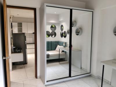 Bedroom Image of 2500 Sq.ft 3 BHK Apartment / Flat for sale in Shree Hari Dreamland, Tragad Ahmedabad for Rs. 9000000